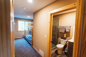 Towels, soap, shampoo, toilet paper