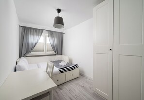 1 bedroom, iron/ironing board, WiFi, bed sheets