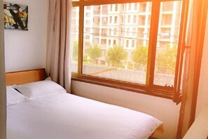 Room - Warm Hotel on the Coast of Dalian (Dalian)