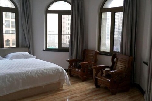 Warm Hotel on the Coast of Dalian