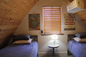 2 bedrooms, travel cot, WiFi, bed sheets - Meadow Lakes Cottage Yosemite & Kings Canyon Parks Gourmet Kitchen Close to Snow (Auberry)