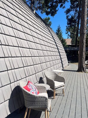 Terrace/patio - Meadow Lakes Cottage Yosemite & Kings Canyon Parks Gourmet Kitchen Close to Snow (Auberry)