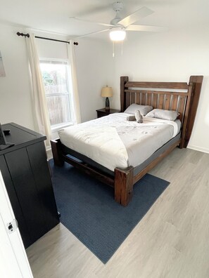 4 Schlafzimmer, Bügeleisen/Bügelbrett, WLAN, Bettwäsche