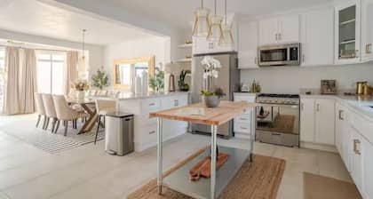 New Exclusive House with a Spectacular Ocean View!