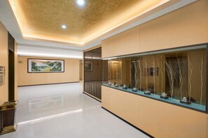Unclassified image, 5 of 23, button - Huasheng Business Hotel (Foshan)