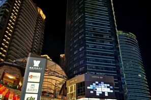 View from property - Yulai Hotel (Kunming)