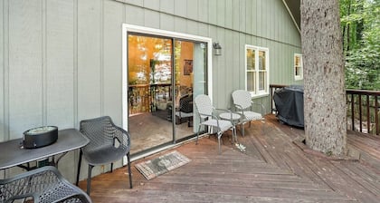 Less than 2 miles to Death Valley!