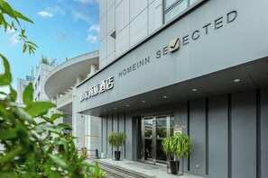 Exterior - Homeinn Selected Hotel (Zhengzhou Huayuan Road Grand Emporium) (Zhengzhou)