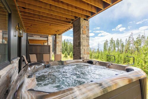 Spacious Retreat | Hot tub | Foosball
