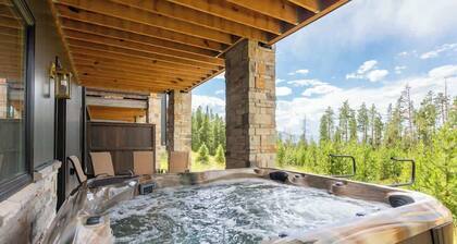 Spacious Retreat | Hot tub | Foosball