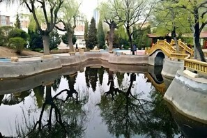 View from property - Yiren Hotel (Tongliao Railway Station People's Park) (Tongliao)