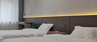 Yuanping Xinya Hotel