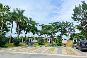 Property grounds - Yudu Business Hotel (Ruili)