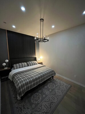 2 bedrooms, WiFi, bed sheets - Little Giant, concrete built
Serene 2-bedroom house with WiFi in charming Coram  (Coram)