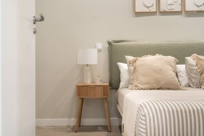 1 sovrum, strykjÀrn/strykbrÀda, gratis wi-fi och sÀngklÀder