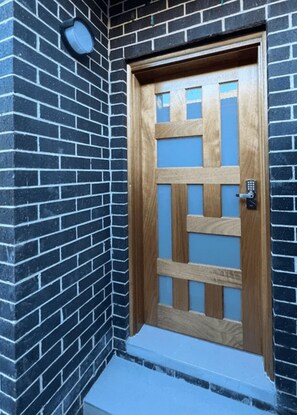 Overnatningsstedets indgangsparti