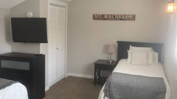 2 habitaciones, tabla de planchar con plancha y wifi gratis
