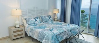 Charming 2-bedroom unit in lovely Lava Flow Rogues Bay, Tortola with AC
