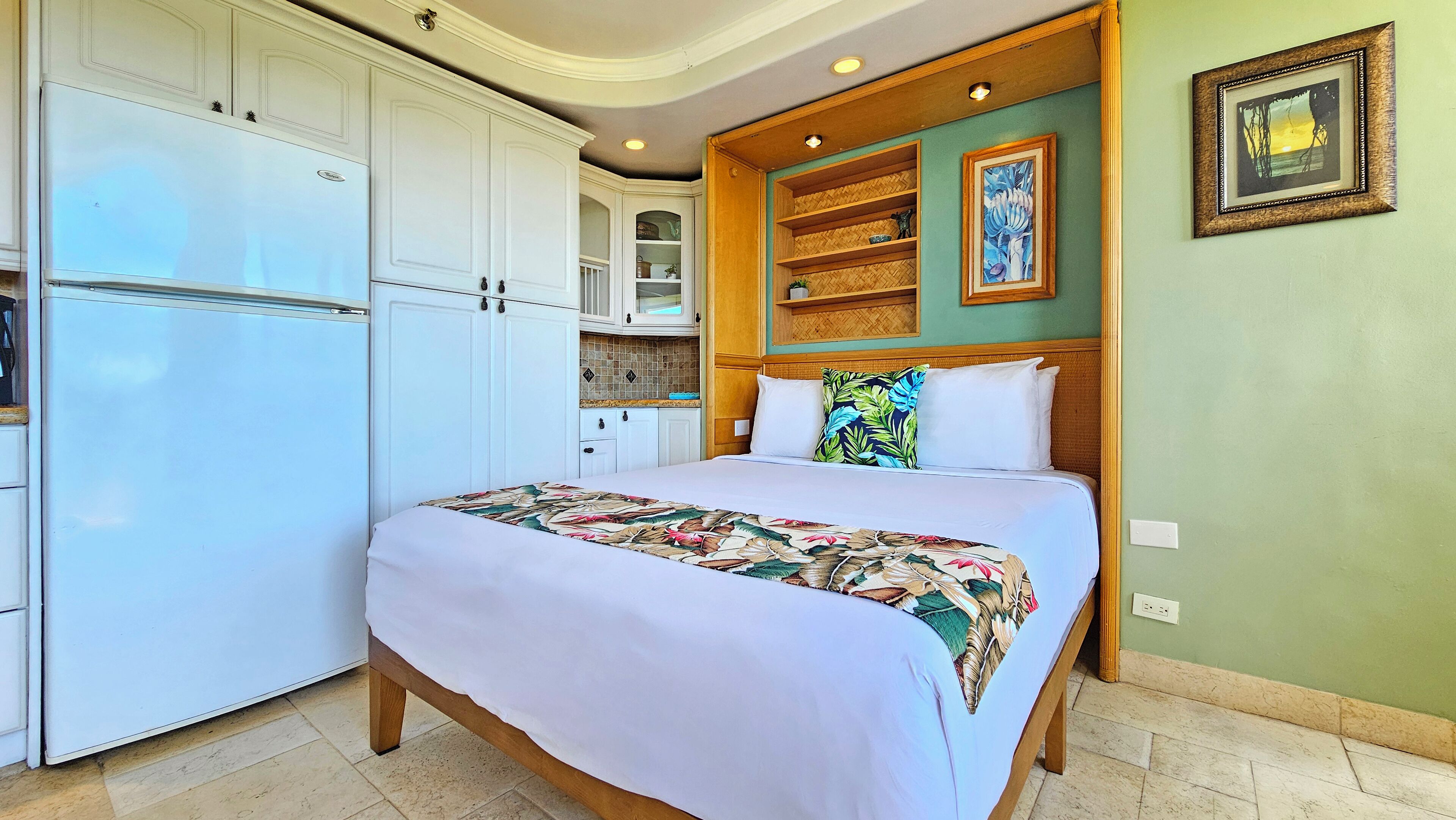 Desk, iron/ironing board, free WiFi, bed sheets