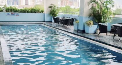 Fully Furnished 3-bedroom condo in the heart of Mandaluyong with great amenities
