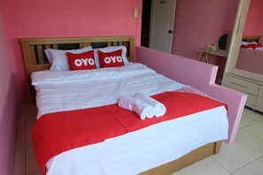 Room - OYO 75429 '101 Place Navanakorm' (Khlong Luang)