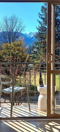 Spa Studio | Mountain view