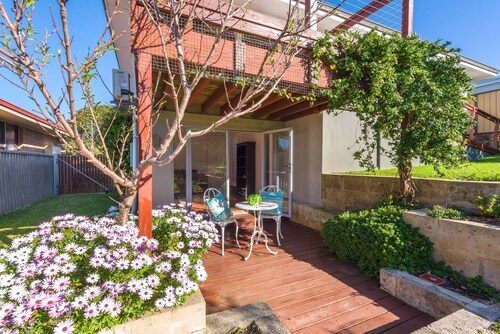 Lucy’s Place by Swan BnB Management