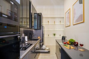 Signature Apartment, Balcony, City View | Private kitchen - BB Signature Collection (Tbilisi)