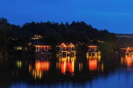 Exterior. Gengdu Resort