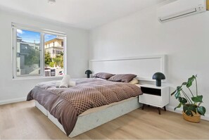 1 camera, ferro/asse da stiro, Wi-Fi, lenzuola