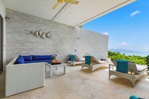 Unclassified image, 2 of 24, button - Shades of Blue (Koh Samui)