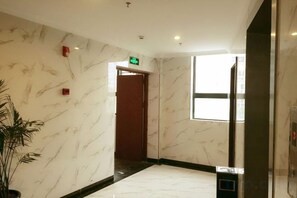 Unclassified image, 2 of 29, button - lemon hotel (Chongqing)