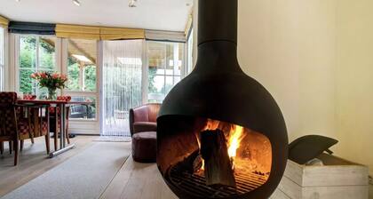 Fine holiday home with jacuzzi and large garden