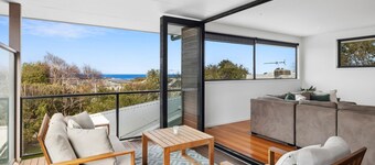 Torquay Point White-Water Retreat