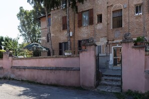 Esterni