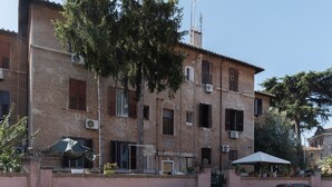 Exterior - La Garbatella Apartment (Roma)