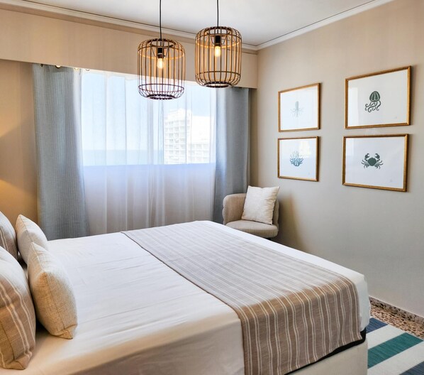 3 bedrooms, iron/ironing board, bed sheets