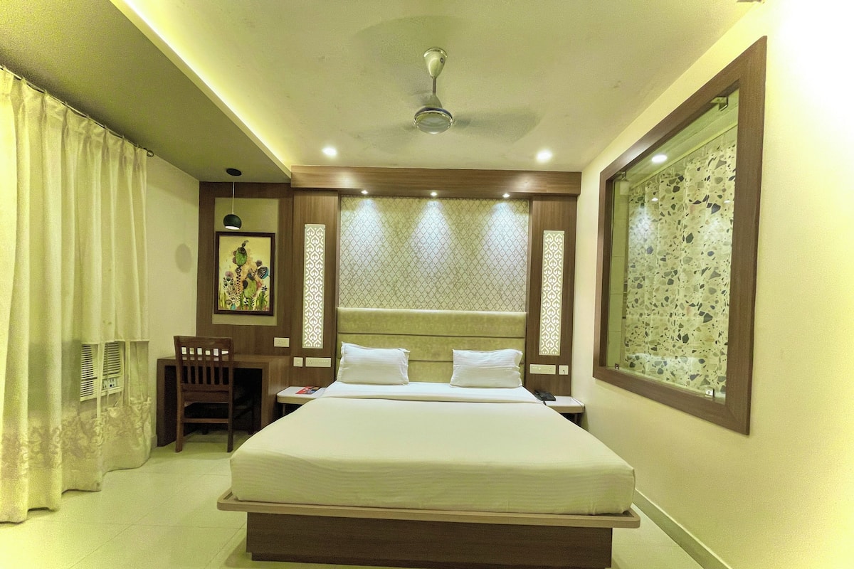 Superior Double Room | Cadar Frette Itali, peralatan tempat tidur premium, busa memori, meja