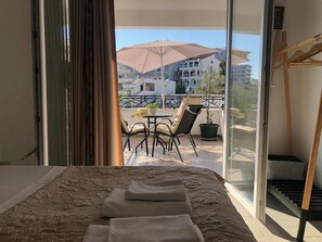1 bedroom, Internet