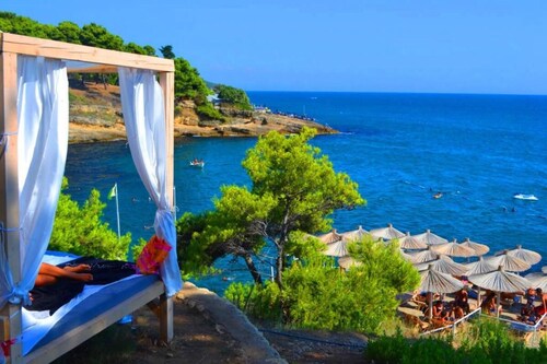 Studio with Sea views and Large Terrace with sun bed
