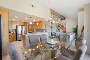 Interior - Palm Valley CC Charm | Outdoor Dining on the Patio, Desert Fun, Fitness, Spa, Tennis & Pickle Ball (Palm Desert)
