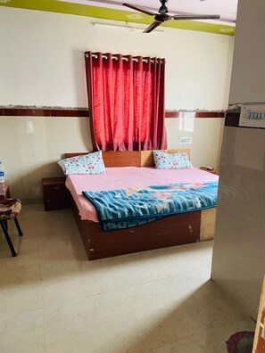 Chambre Standard | Bureau