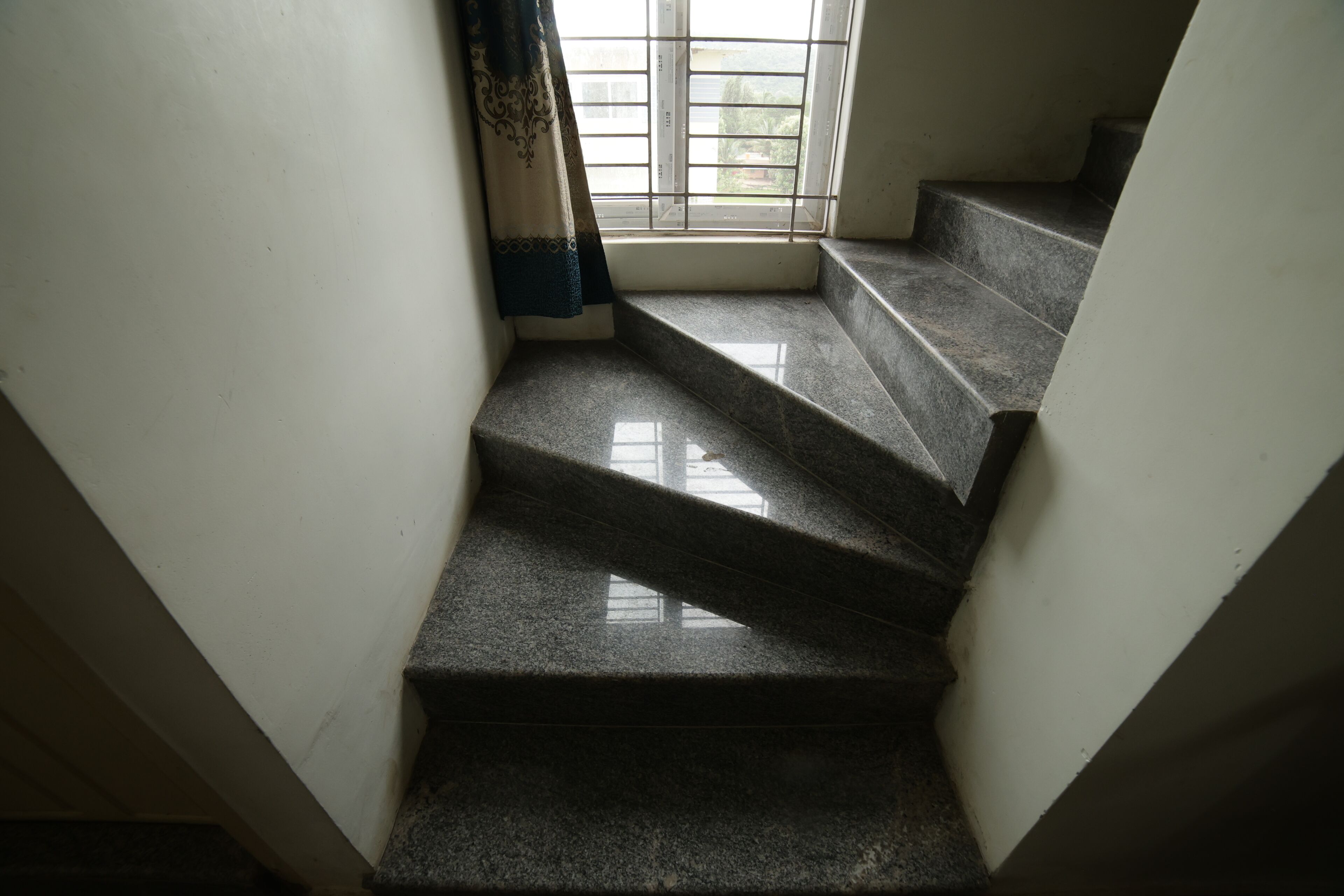 华丽复式 | 防过敏的被褥、免费 WiFi、床单