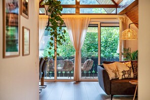 Fernseher, Kamin