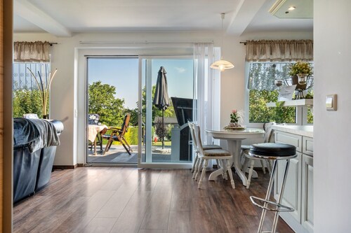 Ferienhaus 'Ferienhaus Sonja' mit privater Terrasse, Wi-Fi und Klimaanlage