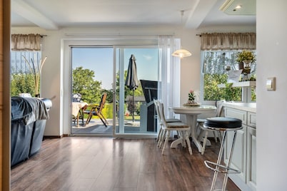 Holiday Home 'Sonja' with Private Terrace, Wi-Fi and Air Conditioning