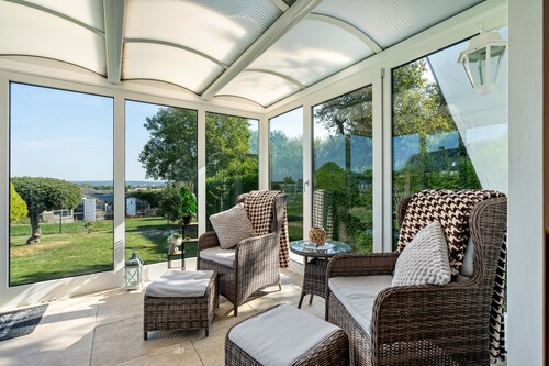 Holiday Home 'Bungalow Sebastian' with Private Terrace, Wi-Fi and Air Conditioning