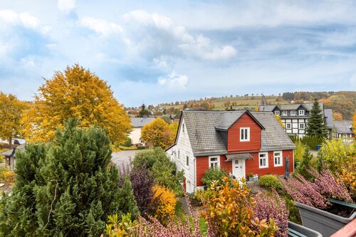 Ferienwohnung 'Bellevue Fewo' mit Balkon und Wi-Fi