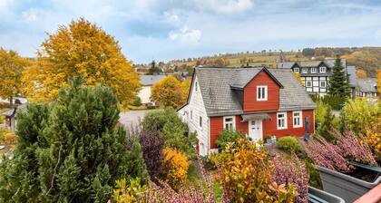 Ferienwohnung 'Bellevue Fewo' mit Balkon und Wi-Fi
