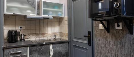 Room, 1 Bedroom | Interior